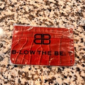 B-low the Belt card holder
